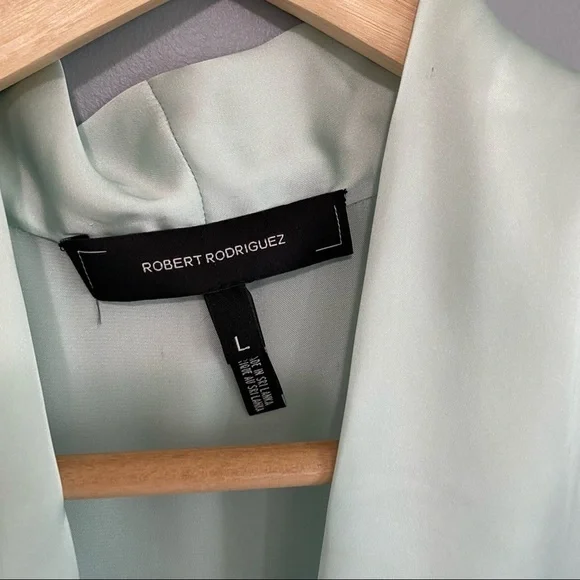 Robert Rodriguez Satin Emilia Inverted Front Pleat Top Green Size L Sleeveless - Picture 2 of 8